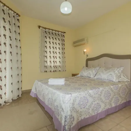 Hotel Dedeminn Garden