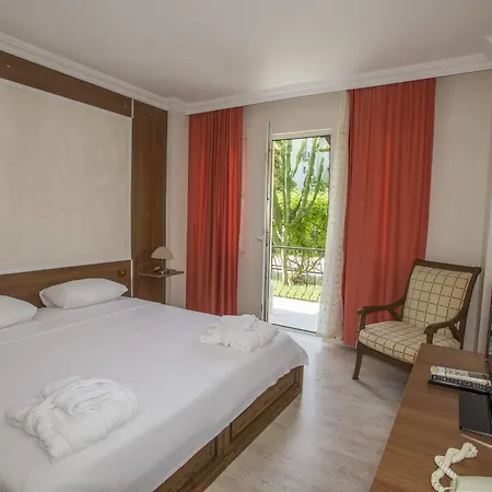 Dedeminn Garden Hotel